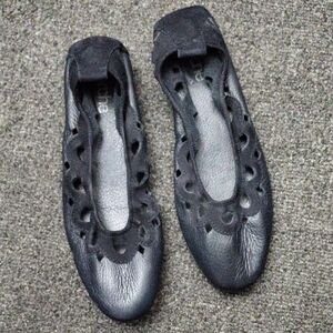 Arche Navy Blue Leather/Suede Perforated Ballet Flats